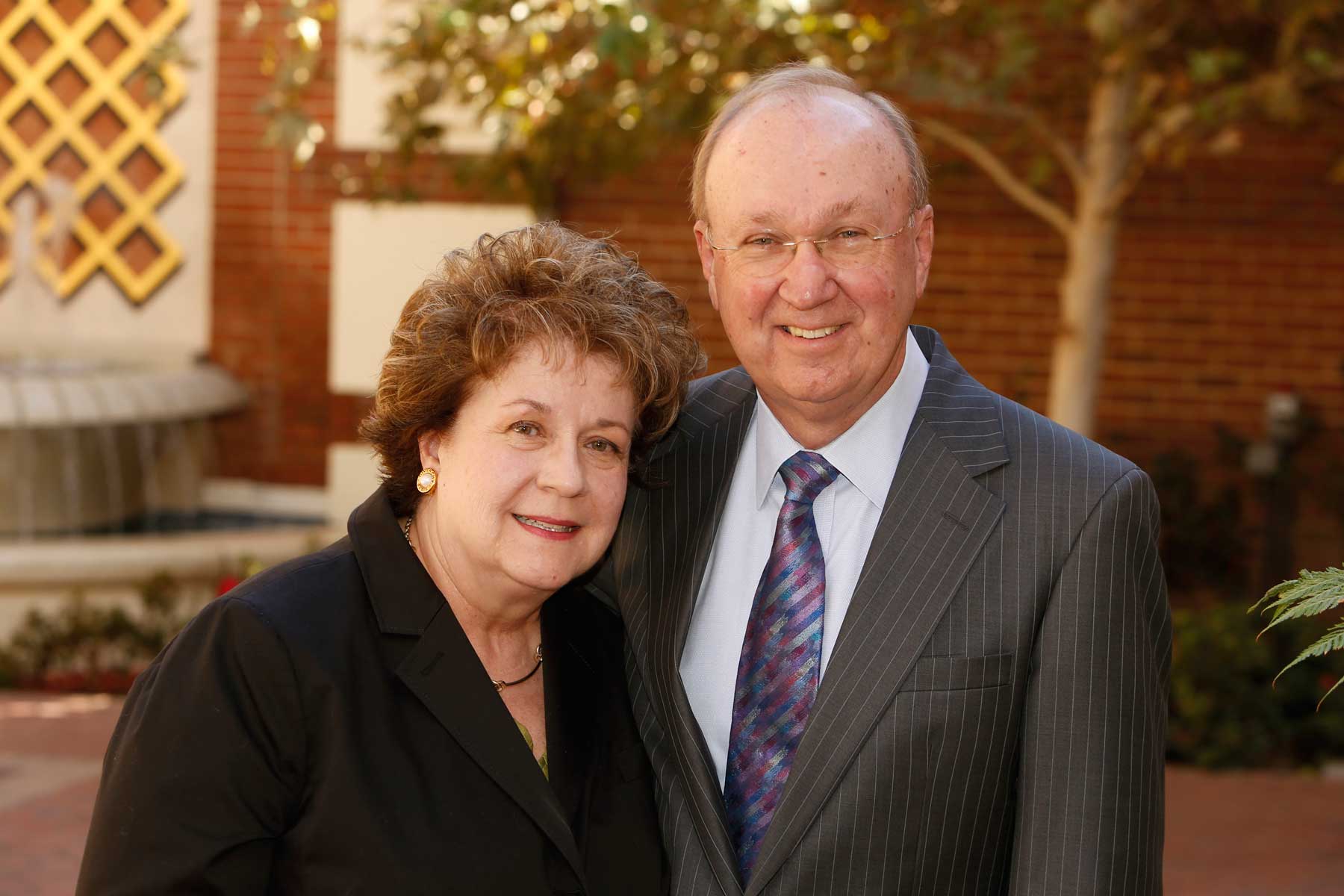 Linda and Harlan Martens