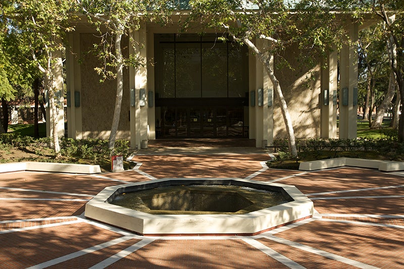 Queens Courtyard outside study area