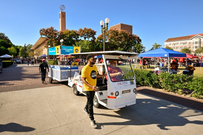 USC Earth Month: mobile waste cart