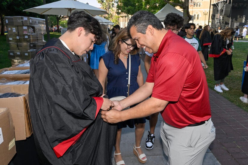 A Trojan Convocation speakers encourage new students to take