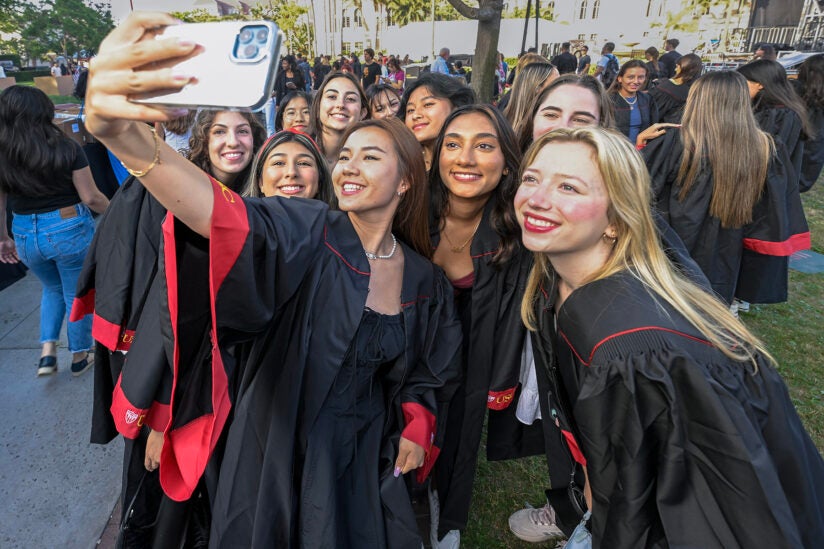 A Trojan Convocation speakers encourage new students to take