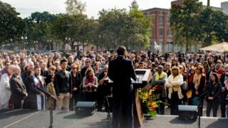 Varun Soni addressing a crowd of people at USC