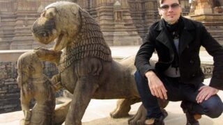 Julian Leuthold in India