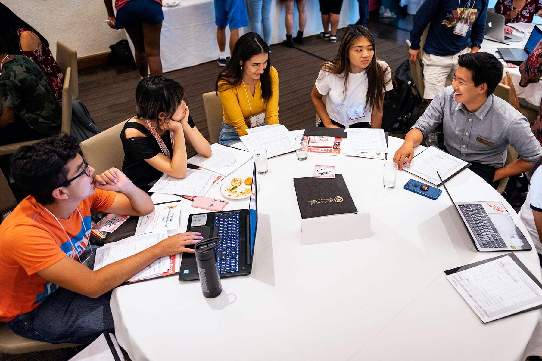 USC first-generation college student programs help new Trojans settle in