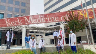 The Keck Medicine of USC lung transplant team, from left: Jaynita Patel, Tammie Possemato, Felicia Schenkel, Roya Sadeghi, Jeremy O'Conner, Marian Duong, Maria Bembi and Sivagini Gane. (Photo/Joyce Lee)