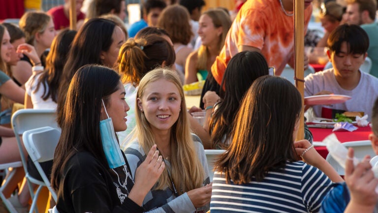 students dine at Great Lawn