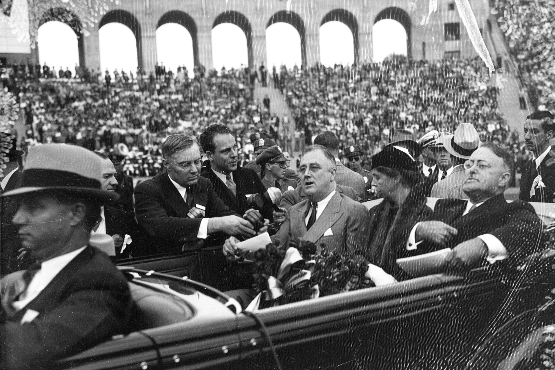 The Roosevelts visit the Coliseum in 1935