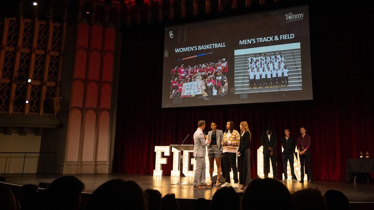 Tommy Awards celebrate achievements and talents of USC’s
student-athletes