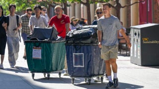 USC move-ins: McCarthy Honors Residential College