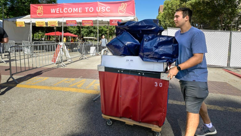 USC move-ins: Freshman Jake Gordon