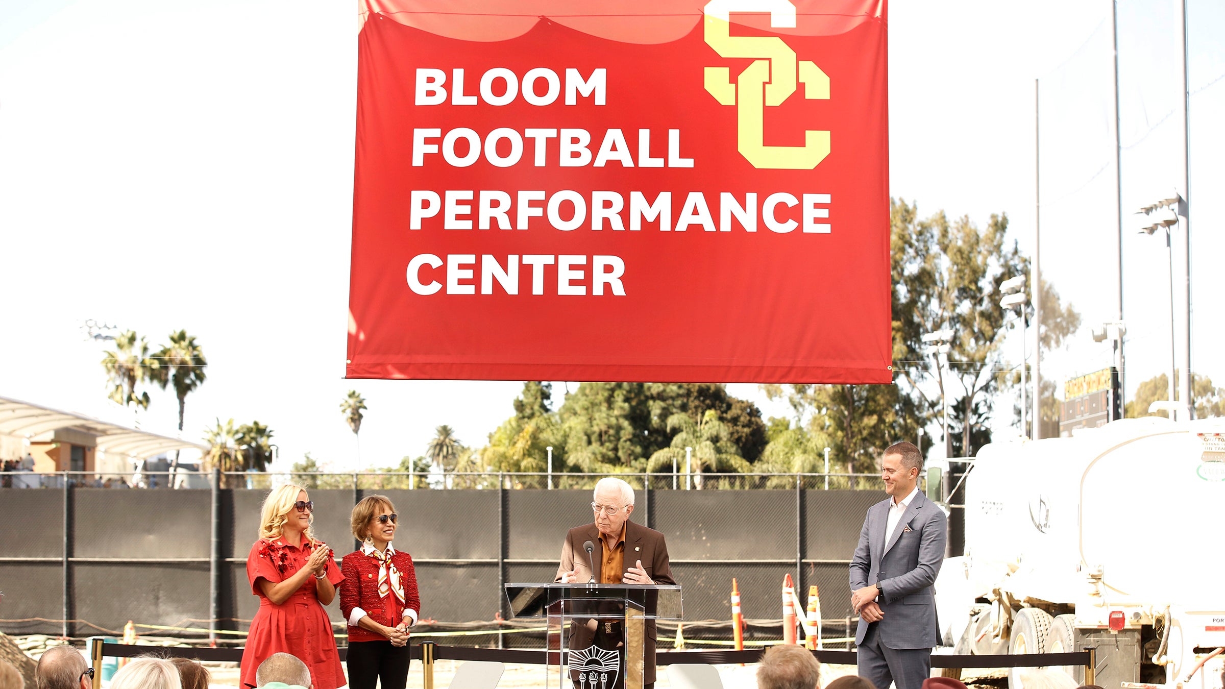 Bloom Football Performance Center: Jen Cohen, Carol Folt, Ronald H. Bloom and Lincoln Riley