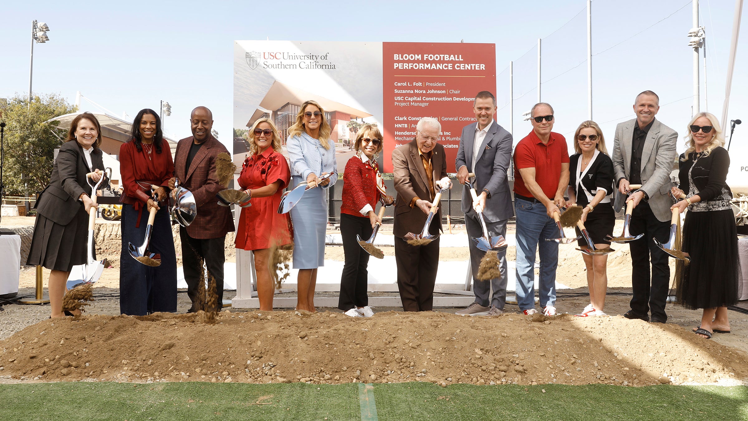 USC breaks ground on state-of-the-art Bloom Football Performance
Center