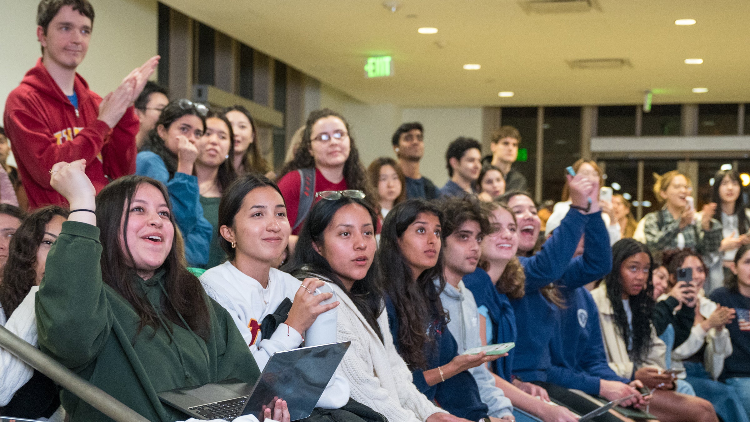 Election watch party at USC Annenberg draws enthusiastic crowd of Gen
Z voters