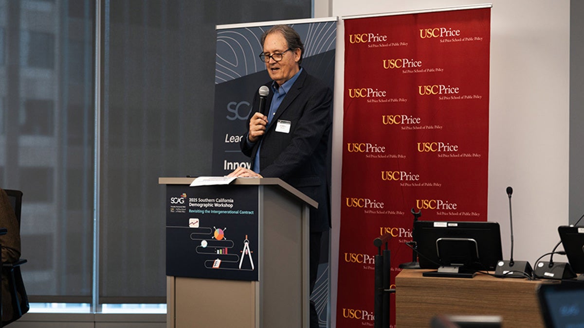 sized54836446031_74c19fa173_k_uscn