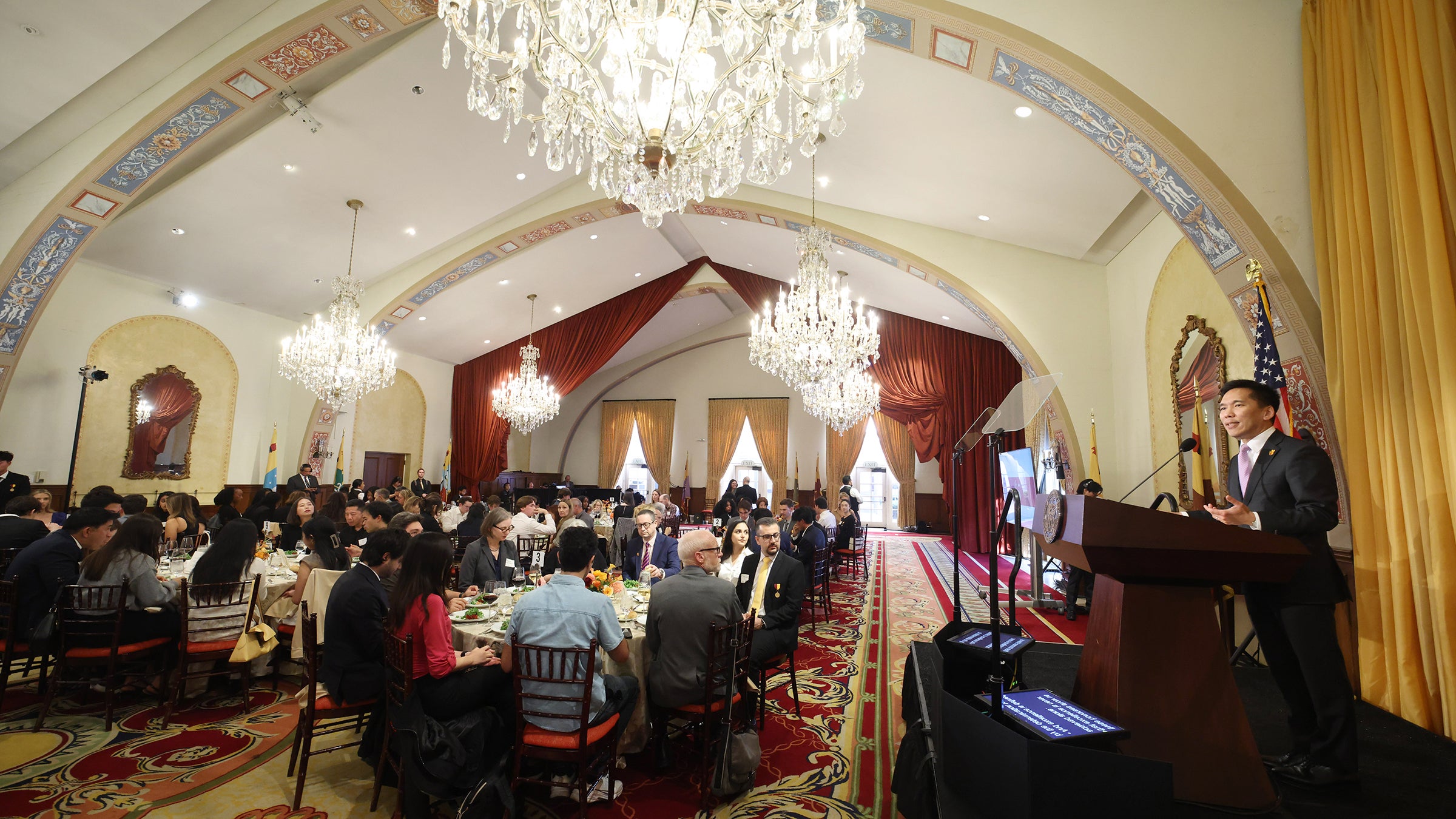 Beong-Soo Kim address Academic Honors Convocation