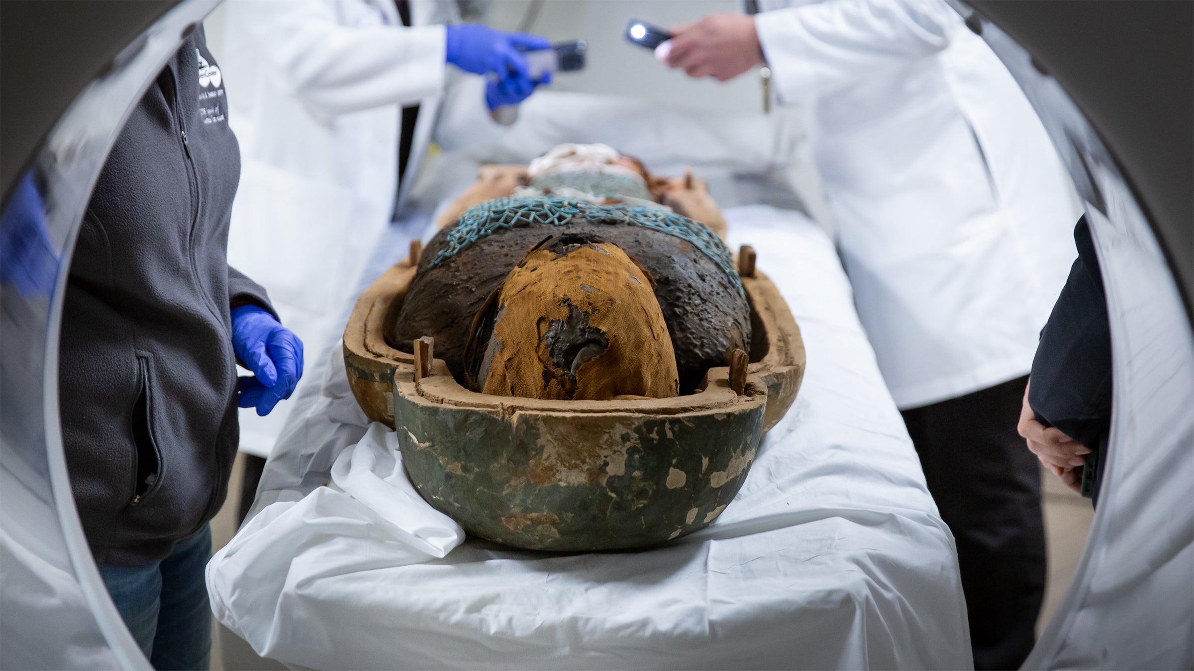 Ancient Egyptian mummy Nes-Min heads into a CT scan conducted by Keck Medicine of USC radiologists. (USC Photo/Richard Carrasco)